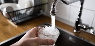 ¿Cómo identificar si el agua es segura para el consumo?