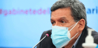 Ministro Hernando Cevallos: “Se decidió reducir de 14 a 10 días el tiempo de descanso médico y aislamiento a las personas que contrajeron el coronavirus”