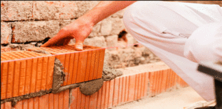 ¿Qué debo tener en cuenta para ampliar o remodelar mi casa?