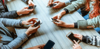 ¿Cuál es el perfil del usuario peruano de smartphones y cuáles son los usos que dan a sus dispositivos?