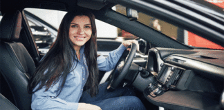 ANÁLISIS automotor online | 4 datos de la demanda vehicular femenina