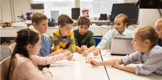 Educación: ¿Qué tan importante resultan las capacitaciones en tecnología para un docente?