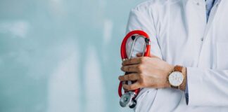 Solo 6 de cada 100 peruanos tienen un seguro de salud privado.