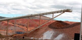 SNI: Macrorregión Sur tiene alrededor de 1000 obras paralizadas y su informalidad laboral es 20 puntos mayor a Lima