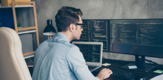 Cinco errores frecuentes al postular a un empleo tecnológico.