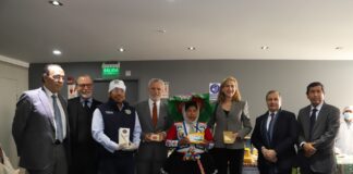 BUSCAN LUCHAR CONTRA LA POBREZA EN EL PERÚ
