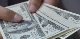 ¿El dólar volverá a romper la barrera de los S/4?