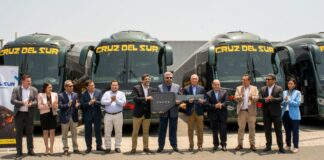 Volvo Group Peru y Cruz del Sur entregaron flota de buses para transporte de personal a Minsur