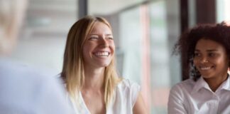 AWS acelerará startups de Fundadores Latinos