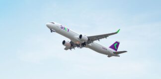 SEMANA SANTA: LOW COST SKY PROYECTA TRASLADAR MÁS DE 50 MIL PASAJEROS
