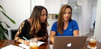 DÍA MUNDIAL DEL EMPRENDIMIENTO: 4 CONSEJOS PARA ATRAER MÁS CLIENTES A TU NEGOCIO
