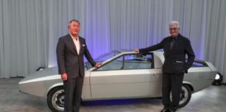 Hyundai Pony Coupé Concept restaurado tras 50 años, se presenta en su Italia natal