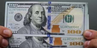 Tipo de cambio ¿Qué debe evaluar si quiere comprar o vender dólares?