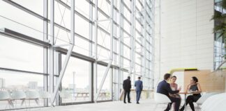 JLL comparte las métricas clave en la gestión inmobiliaria comercial que están revolucionando el sector