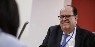 Julio Velarde: “Para crecer se necesita mercados libres, buen manejo y algo de suerte”