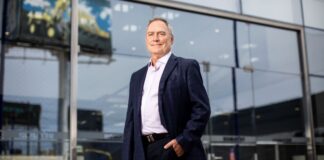 Tomás Eloy Martínez asumió la presidencia del directorio de Komatsu-Mitsui
