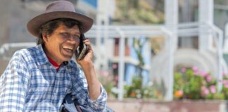 Cinco mil usuarios de diez comunidades acceden a telefonía e internet gracias a proyecto de conectividad de Anglo American