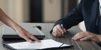 Claves para diseñadores independientes: La elaboración de un contrato sólido