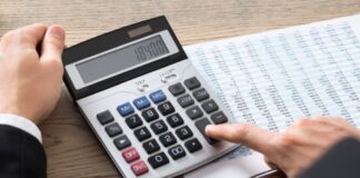 Calcular los ingresos y egresados de una empresa