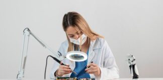 Mujeres STEM: ¿Por qué su inclusión puede marcar la diferencia en el crecimiento empresarial?