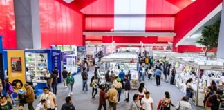 IIMP participa por primera vez en la Feria Internacional del Libro de Lima