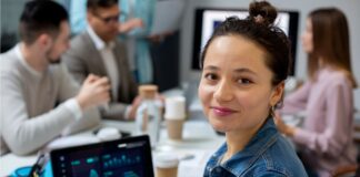 El 63% de empleadores mejora sus herramientas tecnológicas para impulsar la productividad de su fuerza laboral