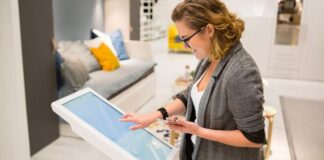 Phygital: conocé qué están haciendo Nike, Sephora o Amazon para integrar las ventas online y offline