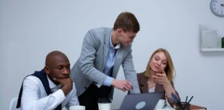 Estudio de PMI: directores de proyecto peruanos con certificación aumentan su sueldo hasta en 23% y tiene más oportunidades laborales