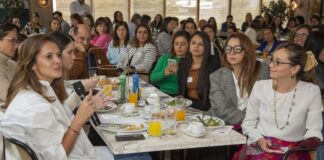 Comunidad, sororidad y guía: claves para el progreso de las mujeres en el mercado laboral