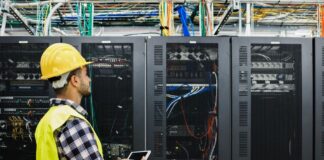 Calcule la inversión de su centro de datos con la nueva herramienta de Schneider Electric