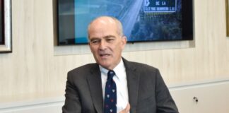 Roque Benavides: “Los obstáculos burocráticos entorpecen el avance de proyectos mineros en el país”
