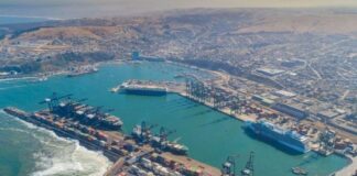 Estados Unidos responde a China con una gran inversión portuaria en Chile