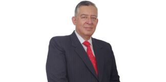 Jorge Moreno: «El Perú no debe tomar partido por ninguna de las potencias en disputa»