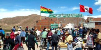 ¿Por qué miles de peruanos viajan a Bolivia a pesar de la crisis económica?