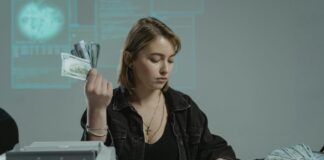 Día Mundial del Emprendedor: ¿Cómo el uso de tecnología simplifica la declaración tributaria de las pymes?