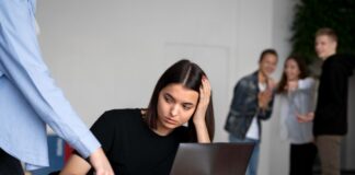 El costo de un mal liderazgo: ¿por qué los profesionales renuncian en silencio?