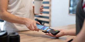 El 95% de limeños ya usa billeteras digitales: Experian revela cuánto gastan al mes en compras digitales