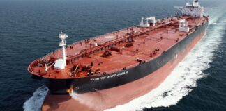 Caen envíos de petróleo de Venezuela a Cuba mientras EEUU y China acaparan el crudo