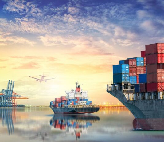 Exportaciones peruanas suman USD 47 237 millones y crecen 14,8 % en 2025