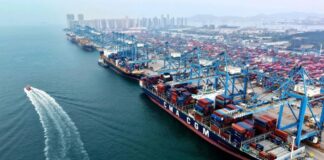 China responde con tarifas portuarias a barcos de EE.UU. y escala la tensión comercial