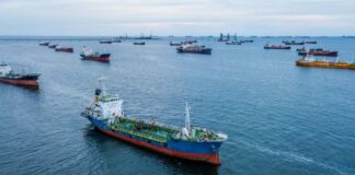 Irán da un giro en su estrategia petrolera: sus buques reaparecen en el mapa global