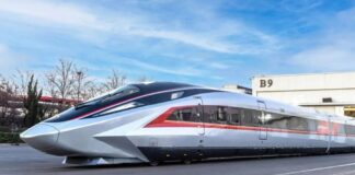 China rompe el récord mundial con un tren que alcanza los 800 km/h