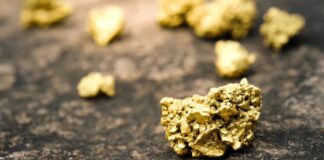 Oro retrocede y alcanza su nivel más bajo en tres semanas ante alivio de tensiones geopolíticas