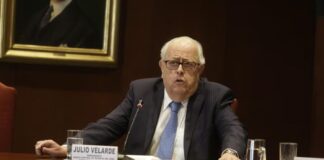 El MEF confirma que Julio Velarde prepara su retiro mientras el Ejecutivo intenta retenerlo