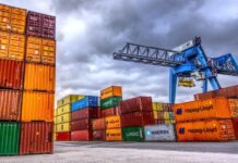 Balanza comercial registra superávit de USD 8 408 millones en el tercer trimestre de 2025