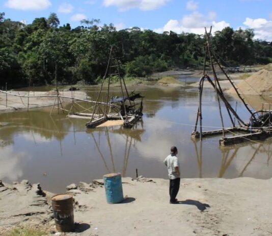 Exige acción inmediata ante avance de minería ilegal en territorios Wampís y Awajún
