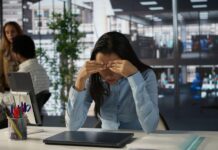 Burnout en tiempos de evaluación ¿cómo actuar si detectas señales de desgaste en tu equipo?