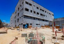 Hospitales paralizados y costos fuera de control, el presupuesto se quintuplicó y nadie asume responsabilidades