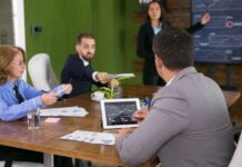 El sector empresarial apunta al 2026 con un mayor énfasis en fortalecer sus procesos para competir en el mercado