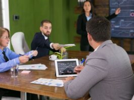 El sector empresarial apunta al 2026 con un mayor énfasis en fortalecer sus procesos para competir en el mercado